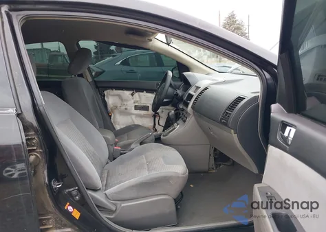 2008 Nissan Sentra 2.0S from USA, damaged, VIN 3N1AB61E28L683056